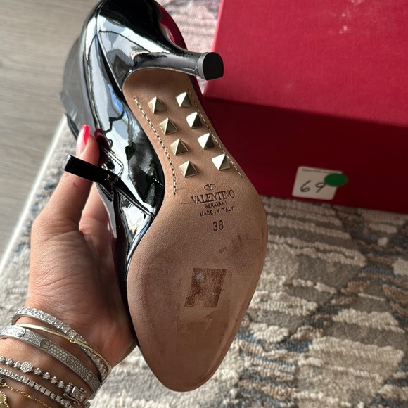 Authentic Valentino Garavani Elegant Black Patent Leather Women's Boots Size 38 - Picture 11 of 13